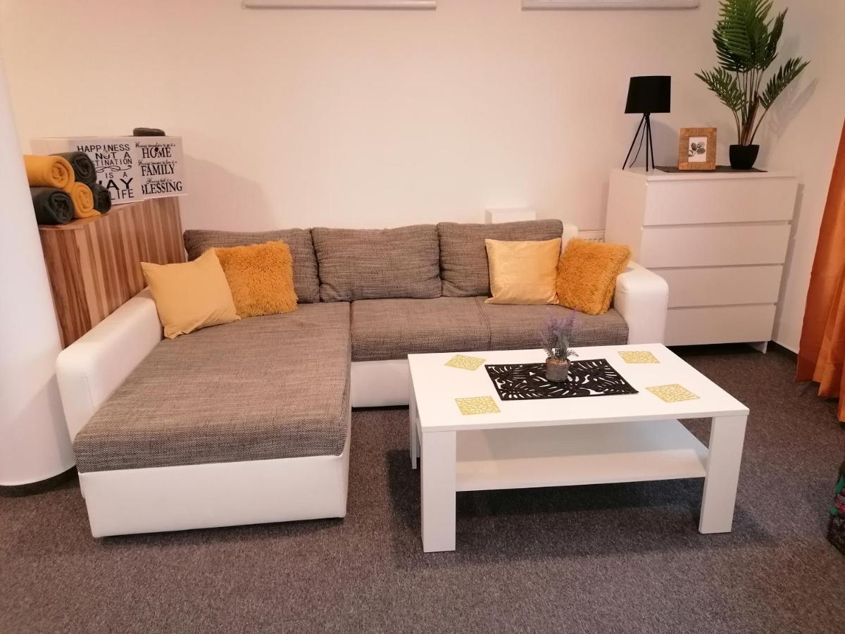 Apartman 26 Mymara Besenova Luaran gambar