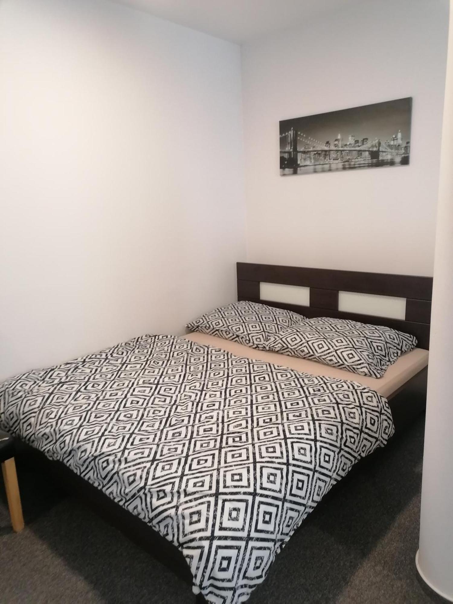 Apartman 26 Mymara Besenova Luaran gambar